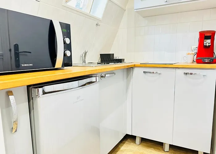 Pretty Flat In Apartment